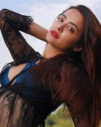 Surveen Chawla